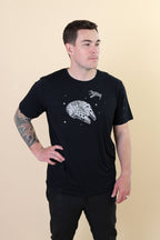Men's Crew Neck Tee in Millennium Falcon™