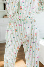 Long-Sleeved Women's Pajama Set in Honeydukes