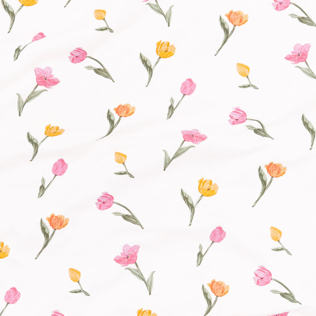 Cushy Bib in Tulip