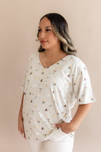 Women's Oversized V-Neck Tee in Starry Icon